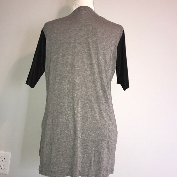 Gray BCBG Top - Picture 2 of 2